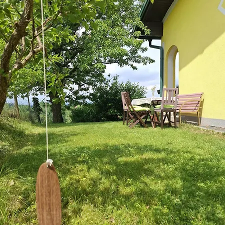 Bed & Breakfast Koralmblick Sabathe